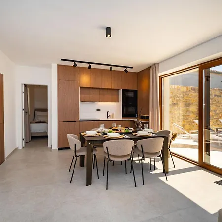 Cortile House Pridraga