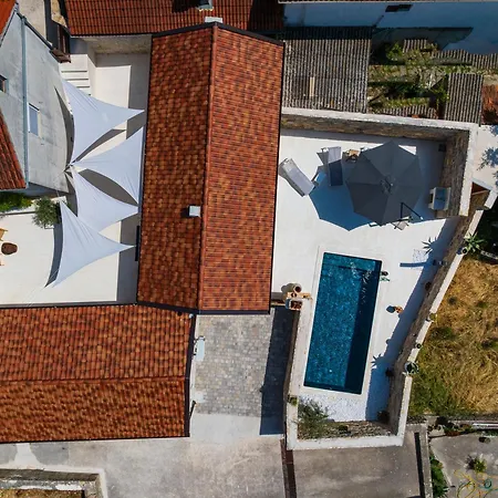 Βίλα Cortile House *