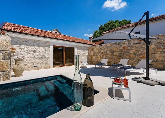 Cortile House Pridraga