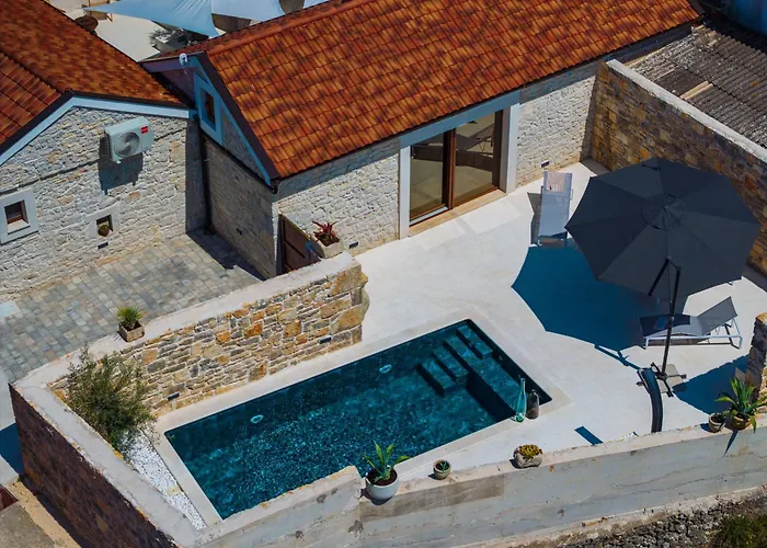 Cortile House Pridraga