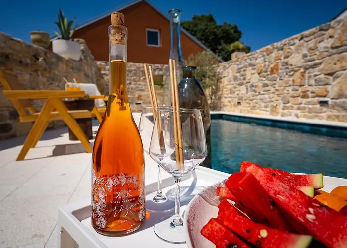 Cortile House Villa *