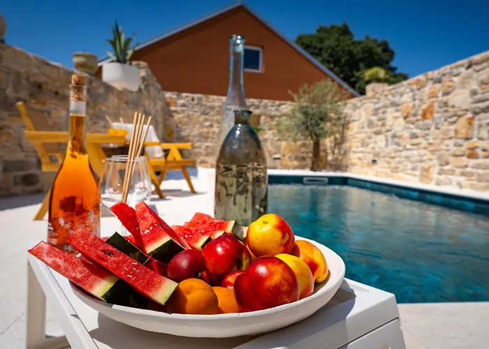 Cortile House Villa *