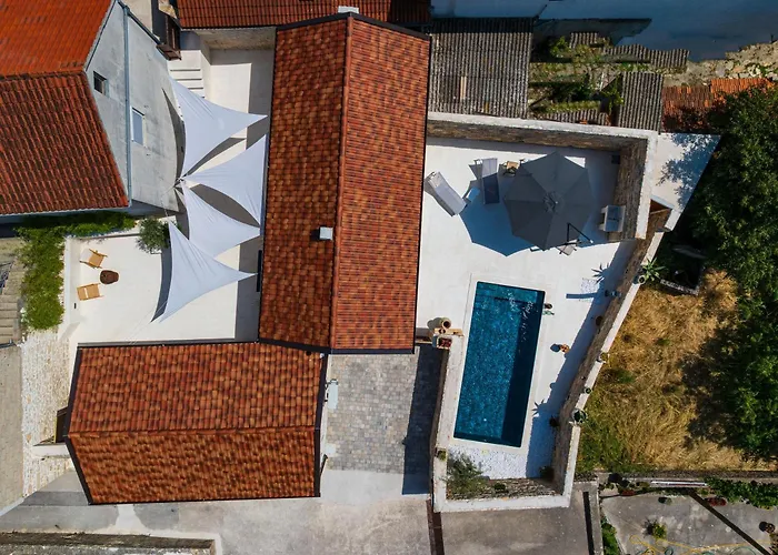 Villa Cortile House *