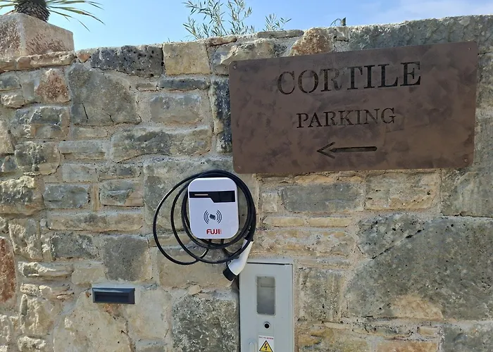فيلة Cortile House *