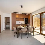 Cortile House Pridraga