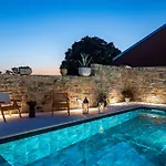 Vila Cortile House