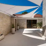 Cortile House Vila Pridraga