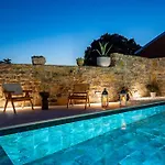 Vila Cortile House *
