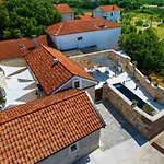 Cortile House * Pridraga