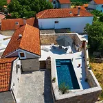 Cortile House Pridraga