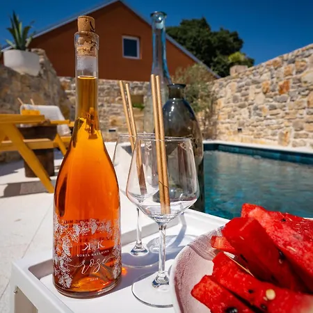 Cortile House Vila *