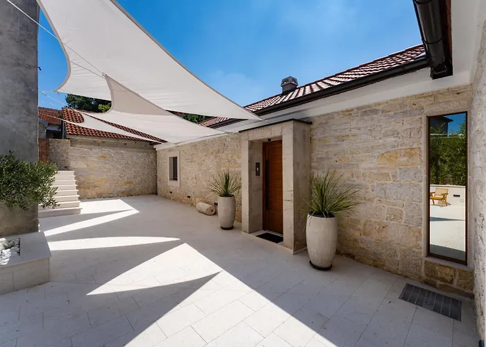 Вилла Cortile House Pridraga