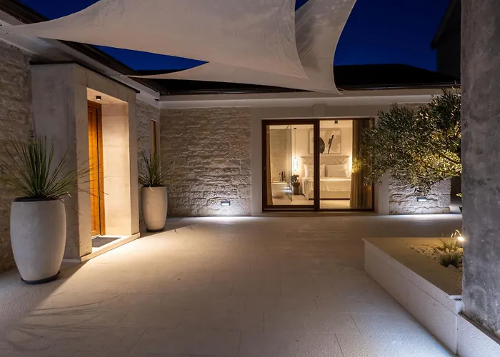 Cortile House Вилла *