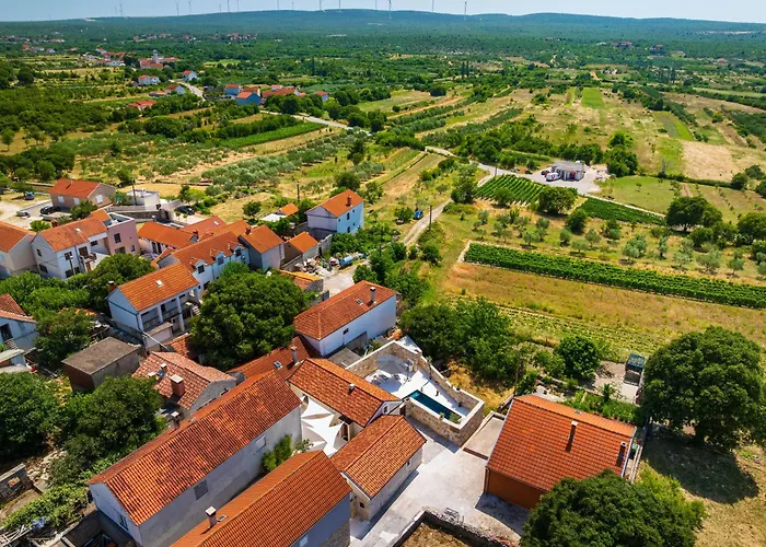 Cortile House Pridraga